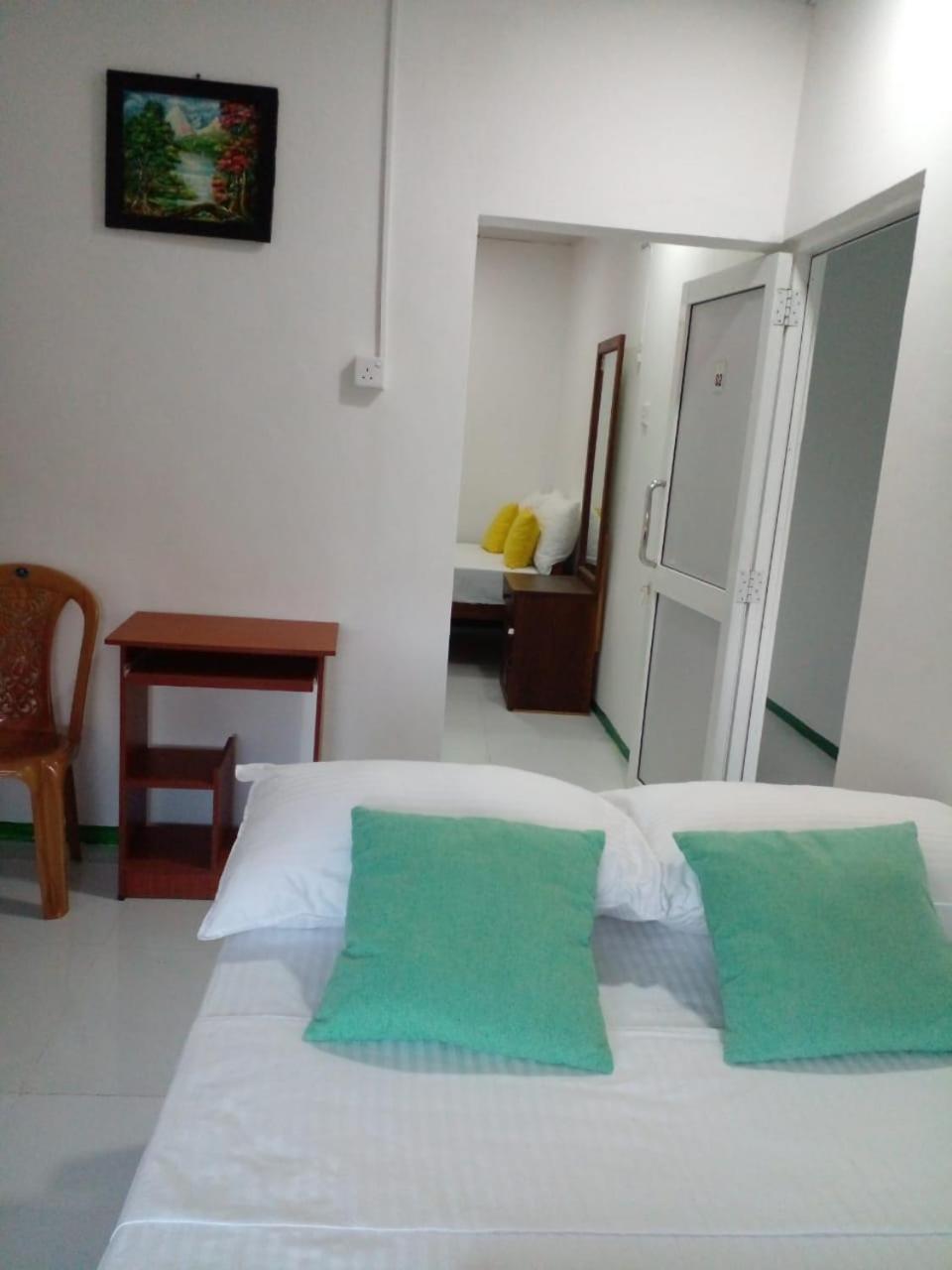 Lake Edge Dambulla Exterior photo